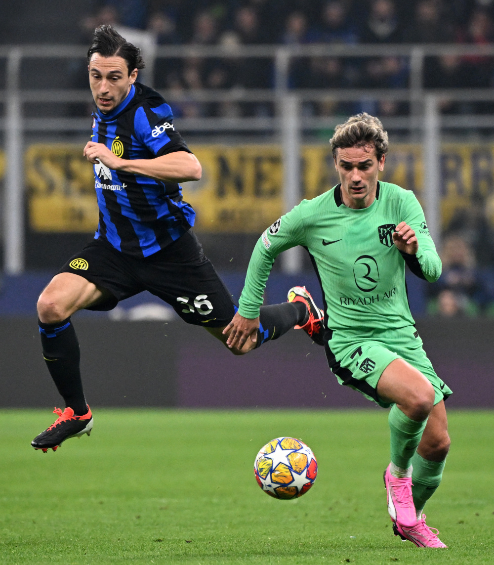 斯帕莱蒂：对球队整体表现很满意；DV9带伤出战表现出了责任感（斯帕莱蒂满意球队整体发挥，赞DV9带伤出战彰显责任担当）