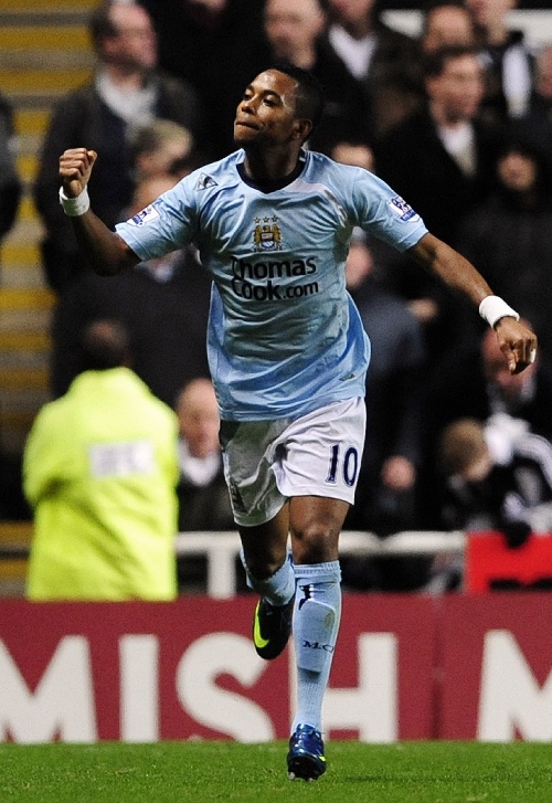 篮球火箭球员赛前训练亮眼（火箭队球员赛前训练表现抢眼）