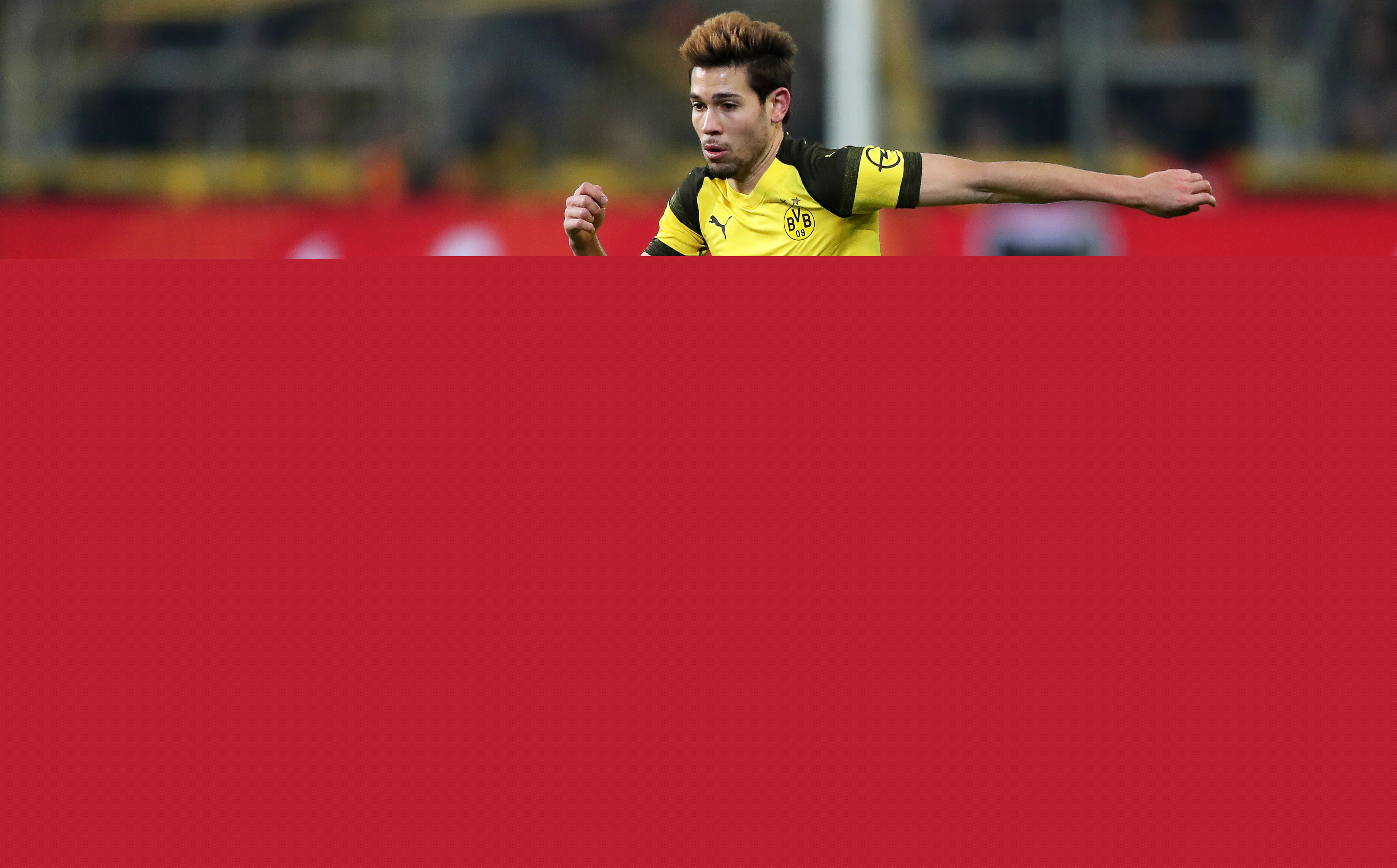 记者：申花携六外援出战广岛三箭，李可因伤未随队前往