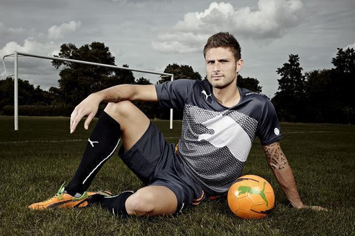 康宁汉姆携杜伦轮番冲击灰熊内线，率活塞开局轰10-4（康宁汉姆、杜伦交替杀伤灰熊内线，活塞开场打出10-4）