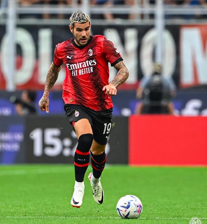 皇马19岁左后卫巴尔德佩尼亚斯有望首秀，本周欧冠入选大名单（皇马19岁左后卫巴尔德佩尼亚斯有望迎来首秀，本周欧冠大名单在列）