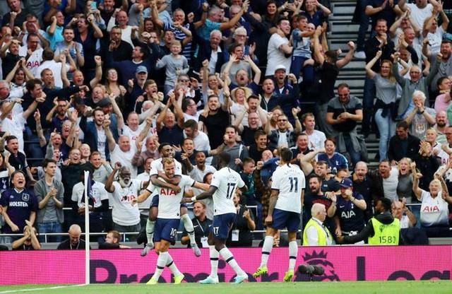 罗马名宿贾尼尼：佩7去尤文、米兰都能当主力，他配得上续约