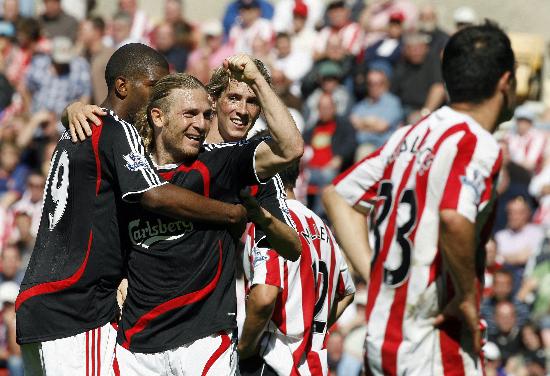 剑南春｜巴萨4-0十人毕包，费兰双响，莱万、费尔明破门（剑南春｜巴萨4-0大胜十人毕尔巴鄂，费兰梅开二度，莱万与费尔明建功）