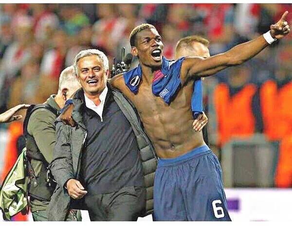 足坛悲喜夜！国米遇争议点球绝杀 拜仁巴萨皆逆转 切尔西又翻车（足坛冰火夜！国米遭争议点球压哨绝杀，拜仁巴萨双双逆转，切尔西再度翻车）