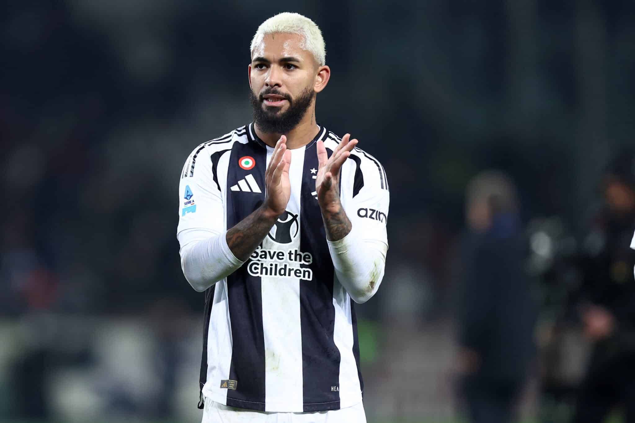 每体：阿劳霍大概率将在周中欧冠继续首发，加西亚代替孔德（每体：阿劳霍有望在周中欧冠继续首发，加西亚将出任孔德的位置）