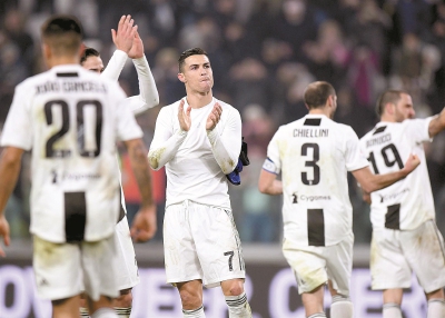 传闻：曼联、罗马和斯图加特也在关注18岁昂热前锋谢里夫（据称曼联、罗马与斯图加特正关注18岁昂热前锋谢里夫）