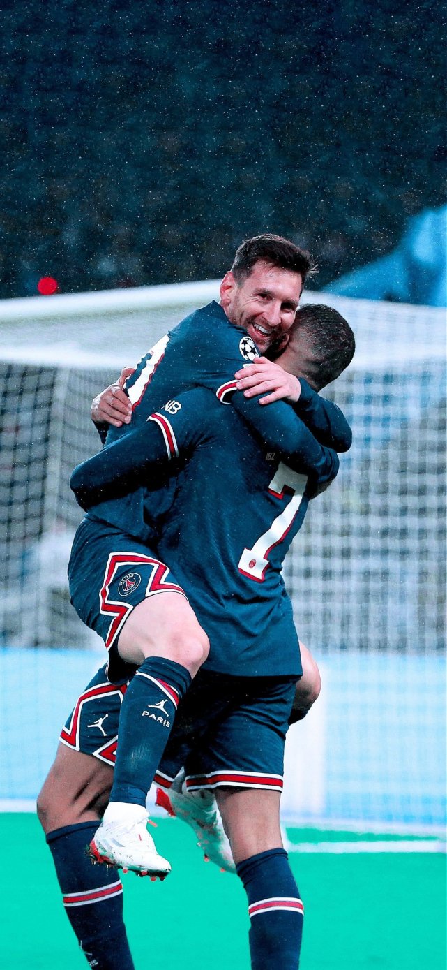 梁民革：希望有一天我也能像孙兴慜一样穿上7号球衣