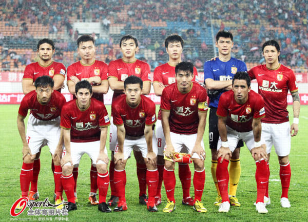 比赛尾声扑点，迈尼昂：我很自信，我的队友们也信任我（末段扑点，迈尼昂：我很自信，队友也相信我）