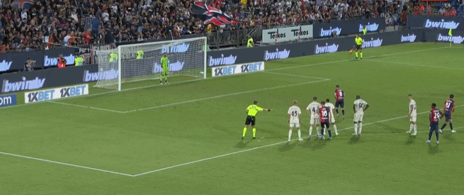 卡莱尔：有几个判罚我们本该争取到，这么说不会被罚4万美元吧（卡莱尔谈吹罚：我们本应拿到几次判罚，希望别因此再被罚4万美元）