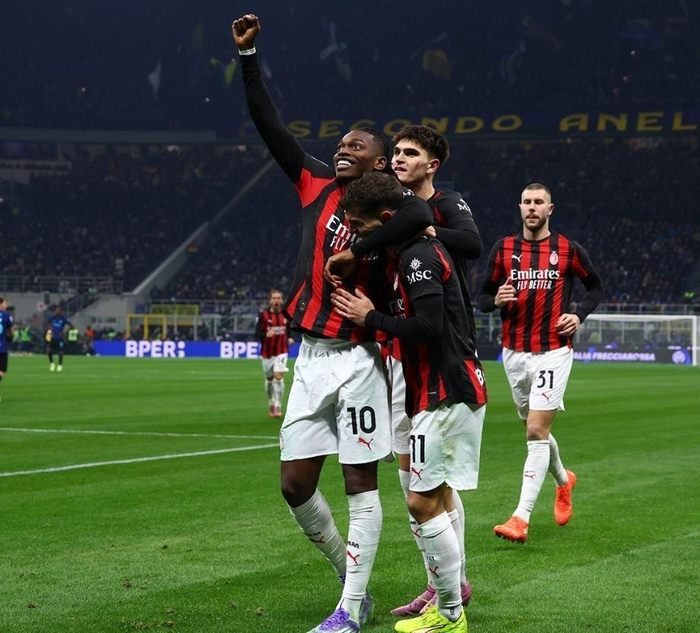 4-3险胜布莱顿＋斩获联赛4连胜＋跃居积分榜第3位＋各项赛事6连胜