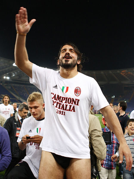 无缘世界杯最贵11人：KK领衔，索博、奥斯梅恩、姆伯莫在列（世界杯遗珠最贵11人：KK领衔，索博、奥斯梅恩、姆伯莫入选）