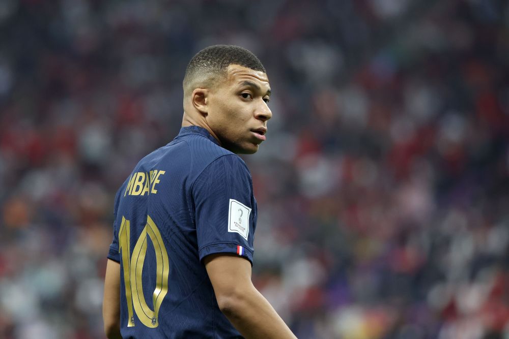 英足总：与利物浦比赛中行为不当 罗梅罗被正式指控（罗梅罗因在对阵利物浦时的不当行为遭英足总正式指控）