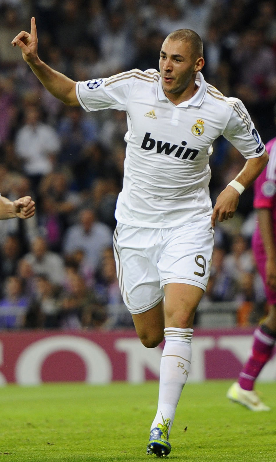 NBA交易市场最新动态：骑士完成引援,（NBA交易速递：骑士完成补强）