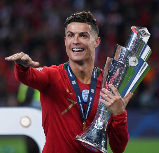 东契奇推动湖人交易字母哥，詹姆斯或否决