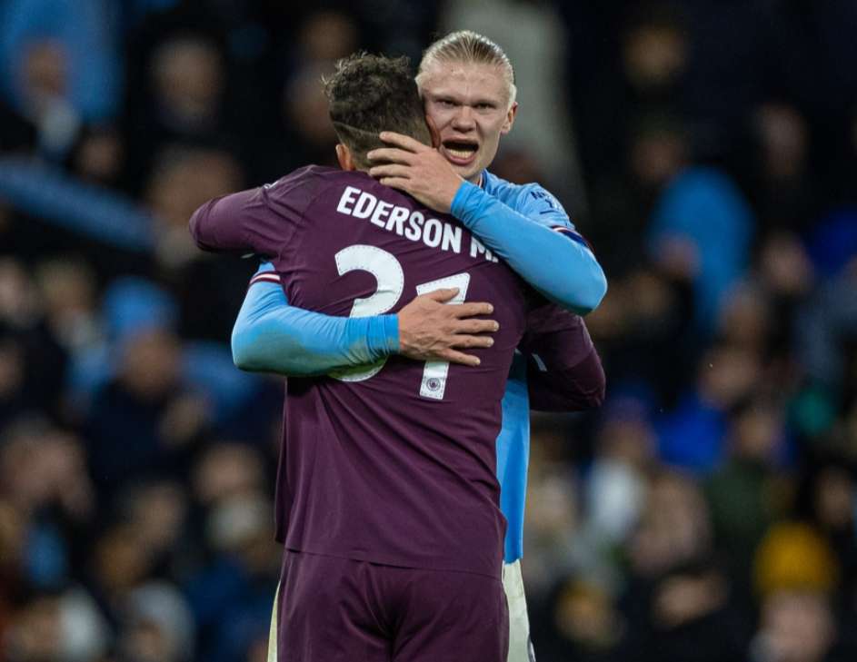 英超半场：阿德利、亚当斯破门，伯恩茅斯暂2-1桑德兰