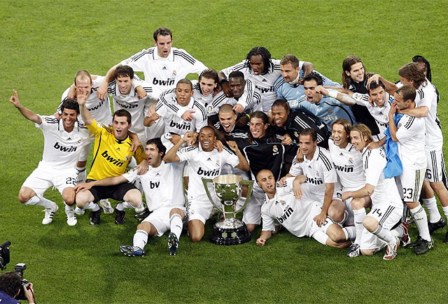 韩媒：韩国前国脚李天秀涉嫌诈骗数亿韩元，已被立案调查（韩国媒体称前国脚李天秀涉数亿韩元诈骗案，警方已立案侦查）