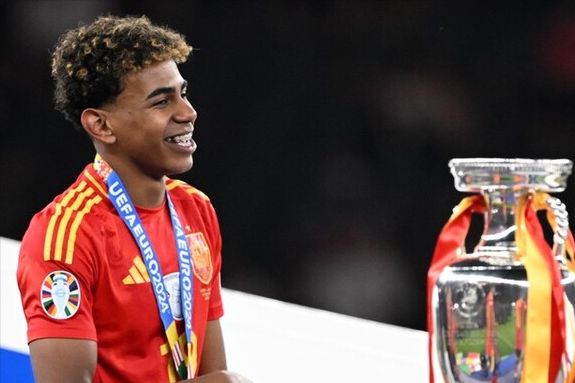 程进：弗兰克希望球迷不只是记得他一人，继续支持新一代球员（程进：弗兰克盼球迷不只记得他，更要支持新生代球员）