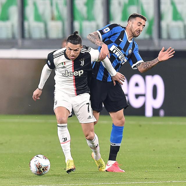 U17亚预赛战报：万项双响，邝兆镭破门，中国8-0斯里兰卡（U17亚预赛快讯：万项梅开二度，邝兆镭进球，中国队8-0大胜斯里兰卡）