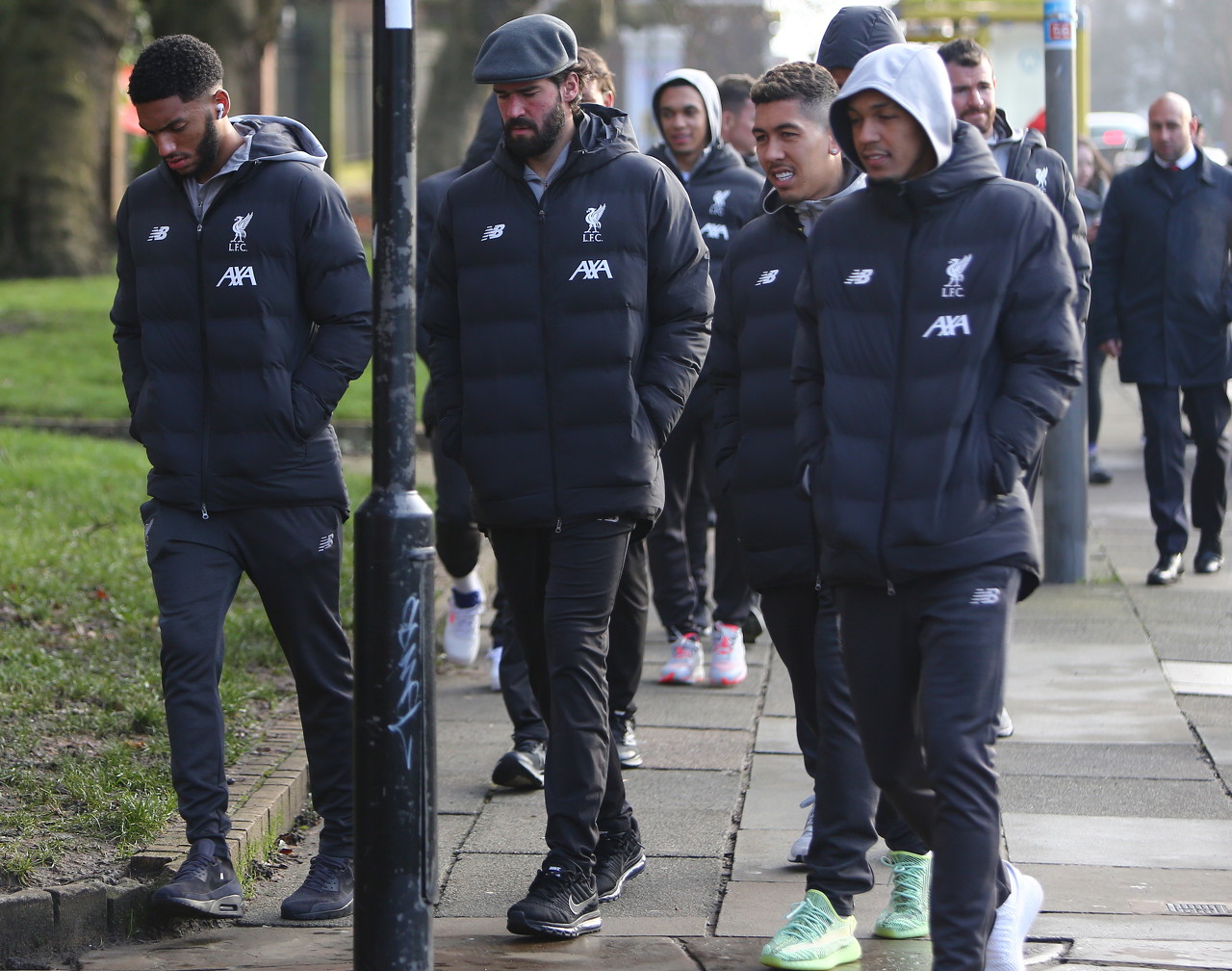 侯森：我决定不了国安守门员上限，但比我次的绝不能站在门前（侯森：国安门将上限不由我定，但比我弱的绝不该站在门前）