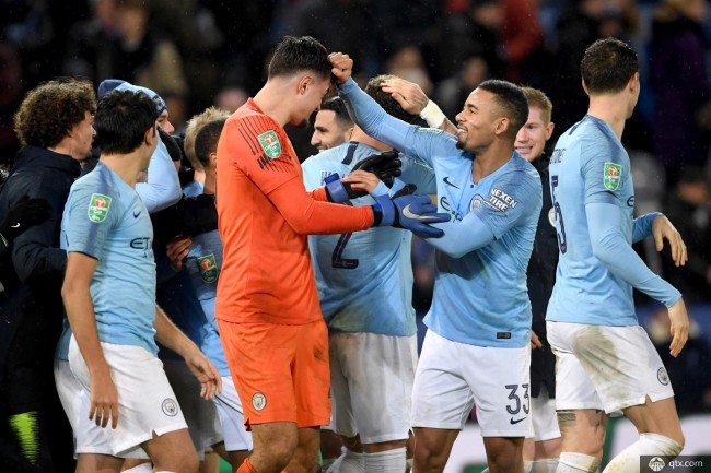 世欧预战报：塔巴科维奇制胜，波黑3-1胜十人罗马尼亚（世欧预快讯：塔巴科维奇建功，波黑3-1力克十人罗马尼亚）