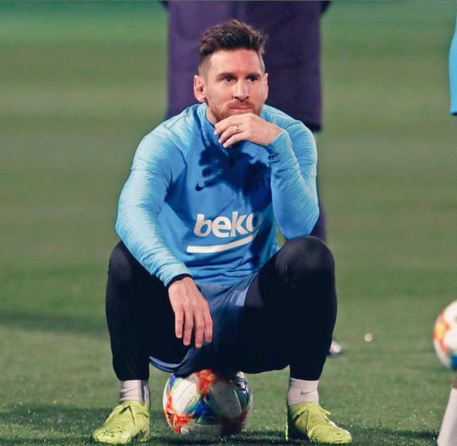 上肢力量对足球的重要性（上肢力量在足球中的关键作用）