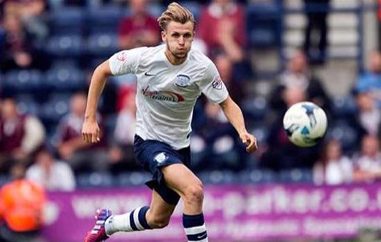 我懂用户晒视频：疑似泰山球迷看亚冠试图进入国安看台未果（视频曝光：疑似泰山球迷亚冠观赛欲入国安看台遭拒）