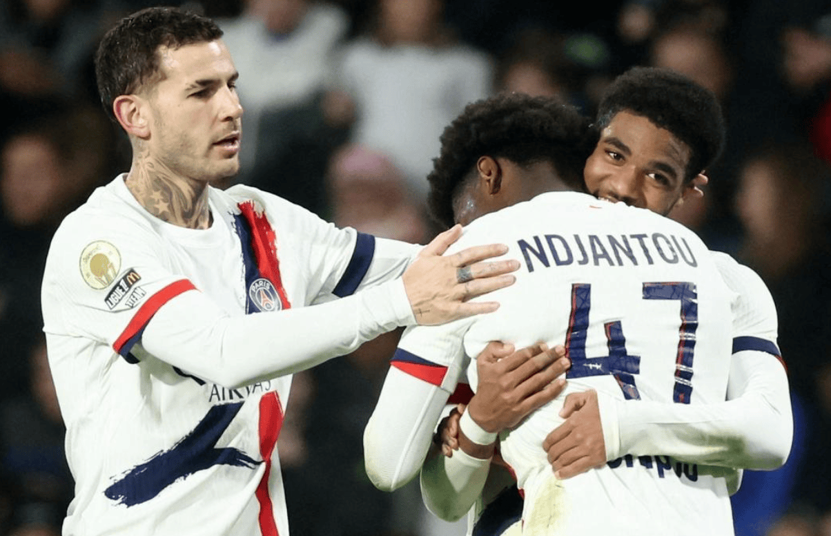 瓜帅：我们要拿98分才能英超夺冠；与摄影师冲突后马上道歉了（瓜迪奥拉：英超夺冠或需98分；与摄影师发生冲突后已迅速致歉）